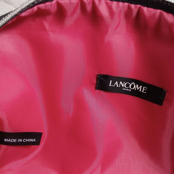 LANCOME PARIS MAKEUP BAG LASH OUT LOUD BLACK W/ GOLD WRITING MEDIUM W/ NO STRAPS - Picture 12 of 13